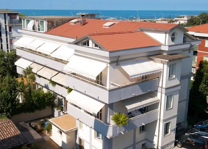 Dany Marina di Massa