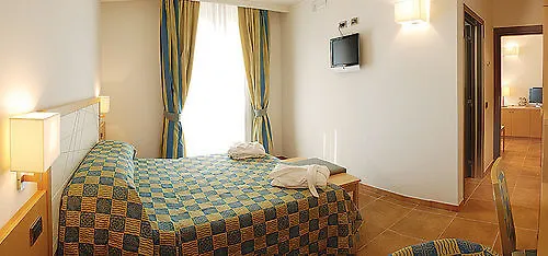 Dany 4* 马里纳迪马萨