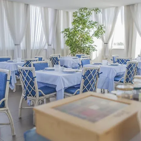Hotel Domus Hotel Marina di Massa